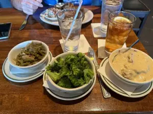 Harry's Country Club