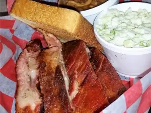 The Purple Daisy Picnic Cafe