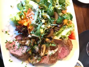 Cafe Bistro Mukkefuck