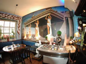 Hellas