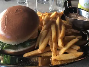 Bar & Ät