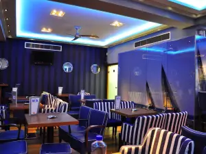 N.O.A cafe - bar