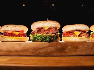 Kroken Bar & Bistro