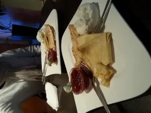Laada cafe