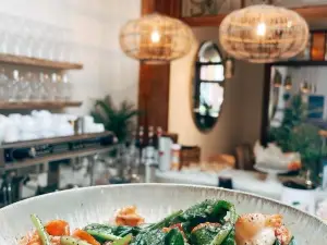 Lunchbar Theo