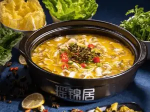 瑶锦居酸菜鱼火锅(泰顺新城店)