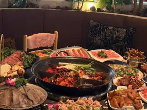 倪記謝小氿.鵝腸火鍋（百里一·龍興集店）