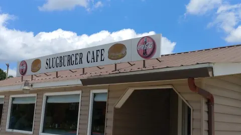 Slugburger Cafe in Corinth