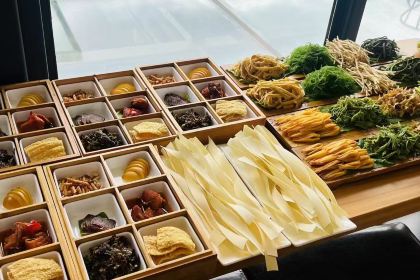 西昌術下飯店（邛海濕地公園月色風情小鎮店）·餐廳