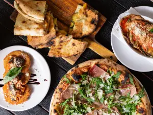 Spaccanapoli - Italian Restaurant & Pizzeria