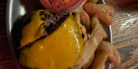 McGuire's Irish Pub & Brewery