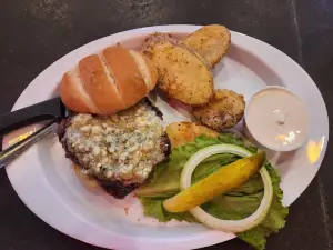 Humphrey's Bar & Grill