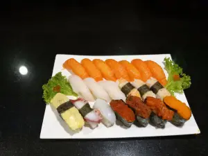 YOYO Sushi & Grill