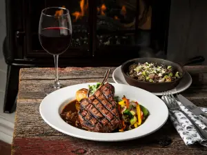 Bluebird Café & Grill