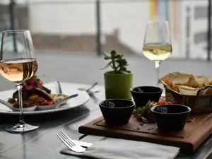 City Garden Cafe Restaurant & Bar