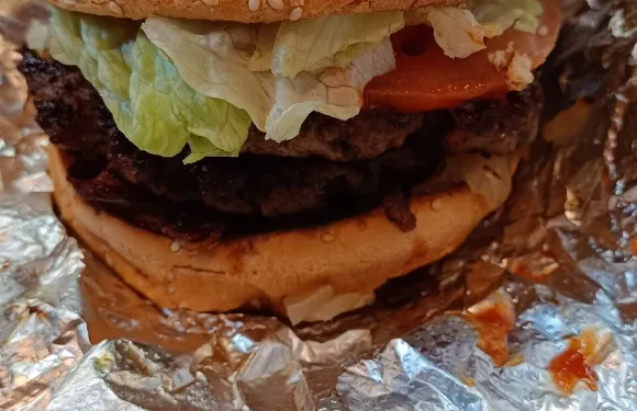 Five Guys Graben