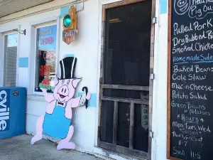 Paulie's Pig Out
