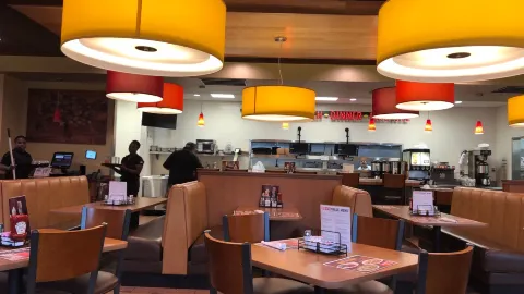 Denny's Restaurant in 노퍽