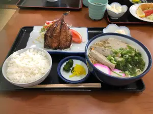 うま亭