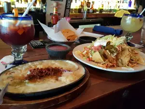 Emiliano's Mexican Restaurant & Bar (Cranberry)