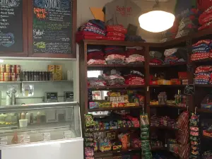 Selma’s Ice Cream Parlor