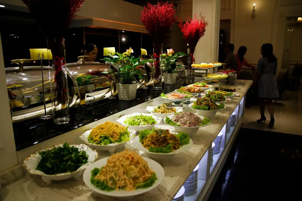 Fleur d'Or Buffet