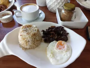 Cafe Mamia