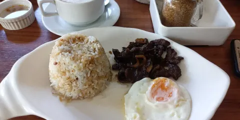 Cafe Mamia