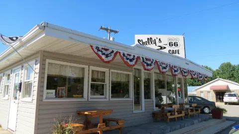 Shelly's Route 66 Cafe in Cuba
