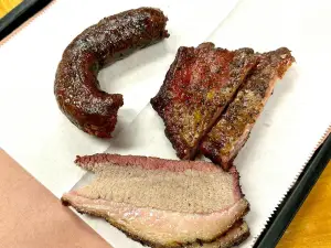Snow's Barbeque