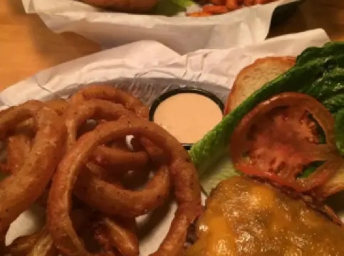 Busters on 28th Avenue