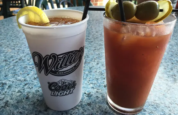 Willie's Pub and Pool
