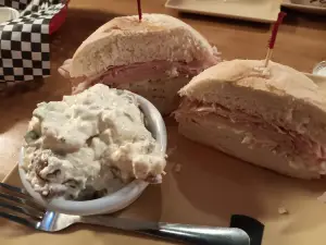 Macado's