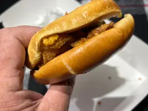 Carl's Jr.