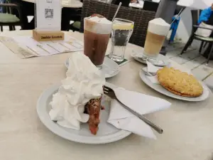 Cafe Seelos