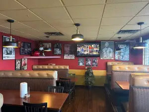 Perry's Pizza & Grill