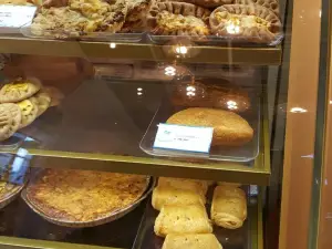 CAFÉ LAURELL KONDITORIA-KAHVILA