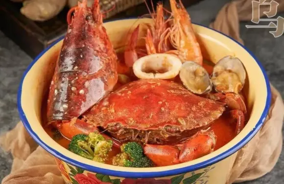 乌堂·龙虾海鲜沙茶面(曾厝垵店)