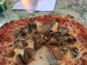 Giovanni's Inn