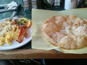 Dinè Restaurant