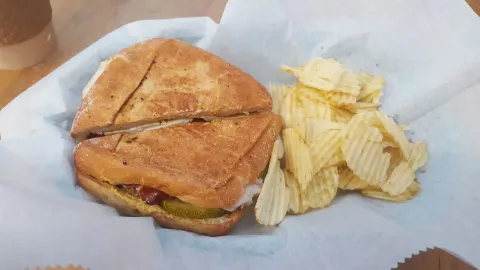 Isabella's Café & Bakery in Freeport