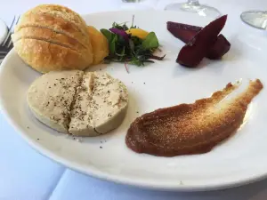 Chez Loma