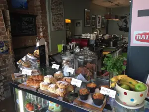 23 Seats Cafe & Bistro