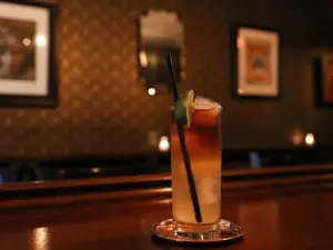 Pour