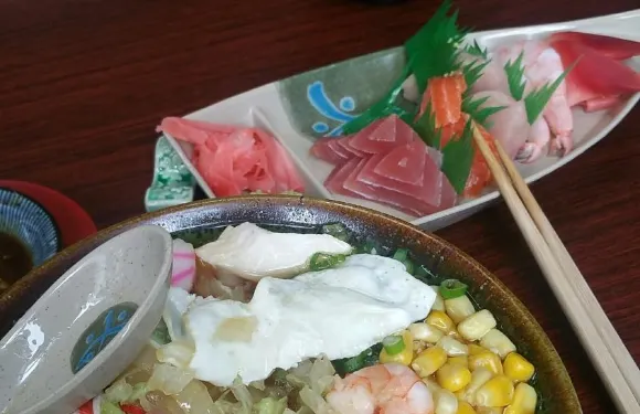 Fuzion Sushi and Deli Bar