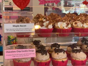 Mad Hatter Cupcakes