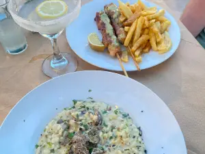 Zephyros Restaurant-Taverna Perama