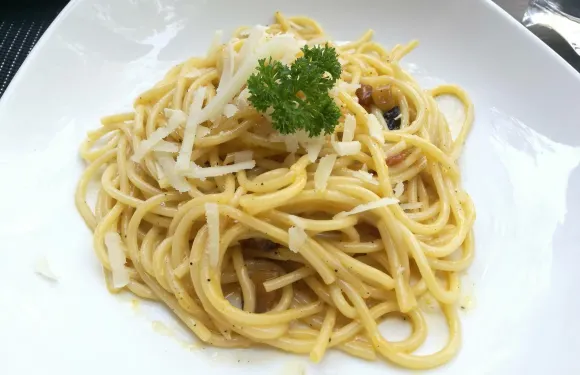 Mr. Lasagna Lampang