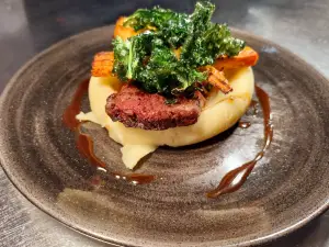 The Hunters Lodge Inn
