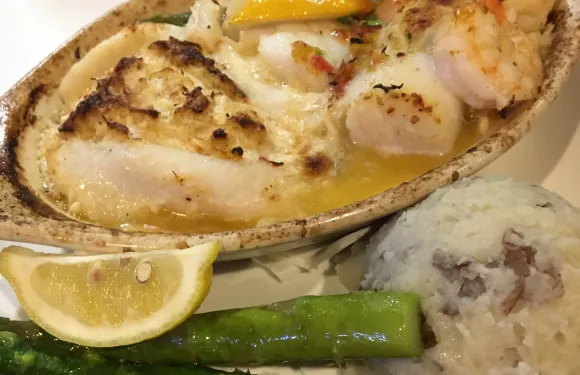 Fins Ale House & Raw Bar